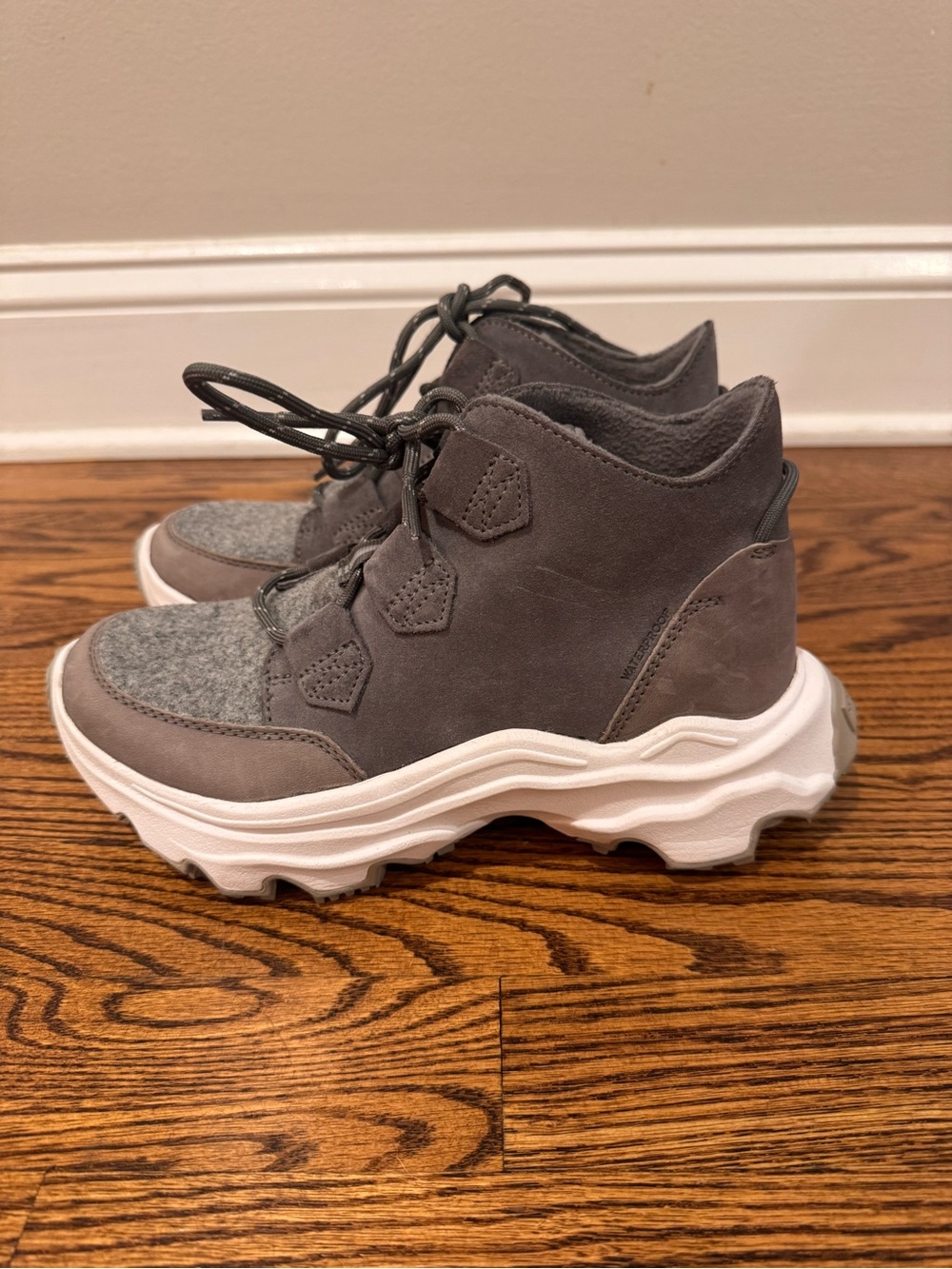 SOREL Kinetic Breakthru Caribou Waterproof Chunky Grey Wool-Accent Boots - Picture 2 of 4